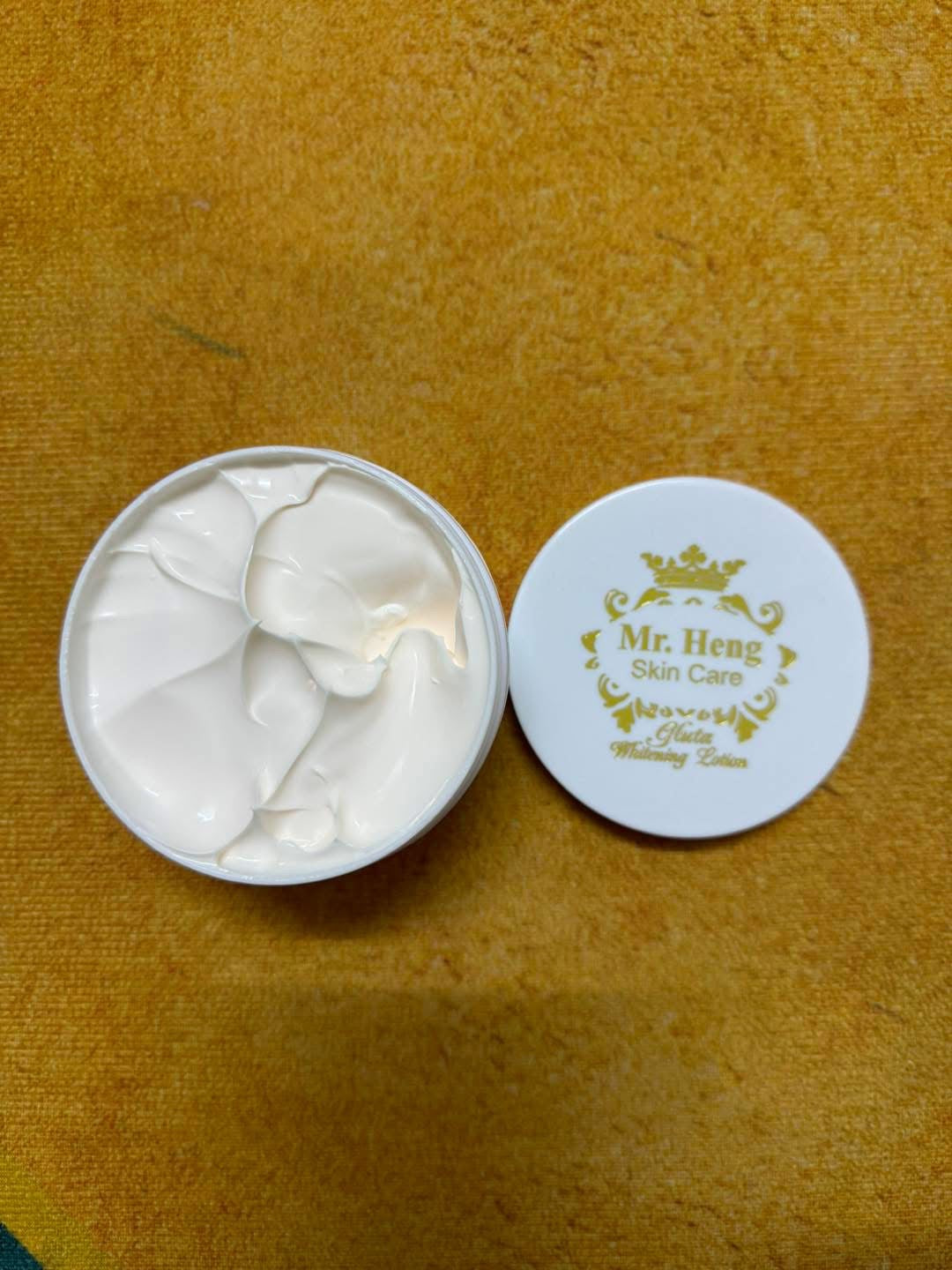 Mr. Heng Gluta Whitening Lotion