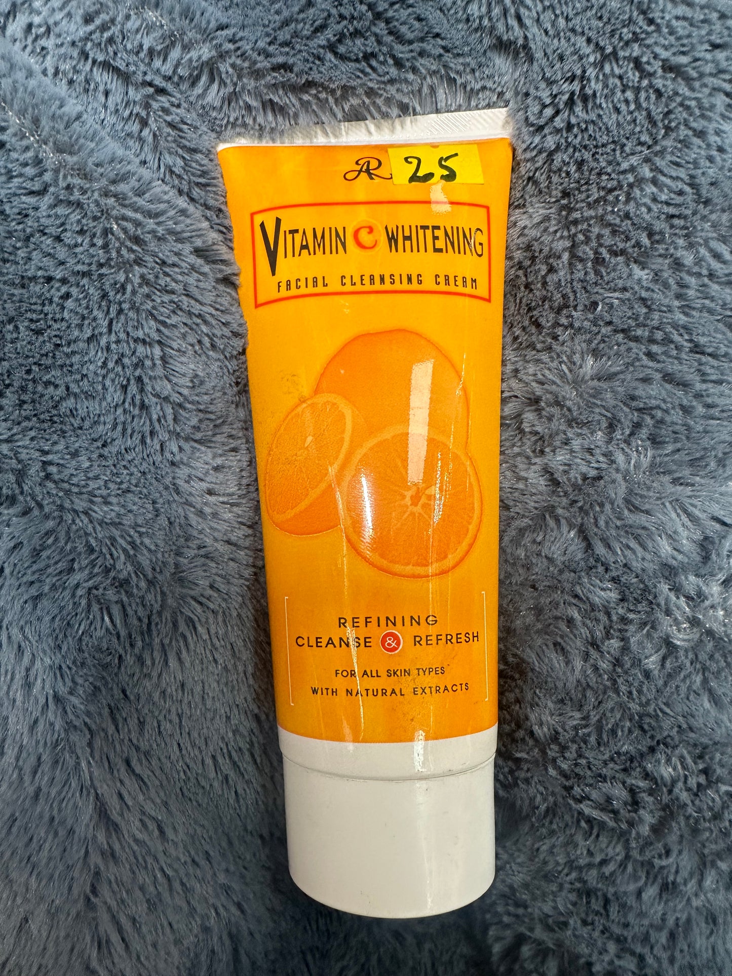 Vitamin C Whitening Facial Cleansing Cream